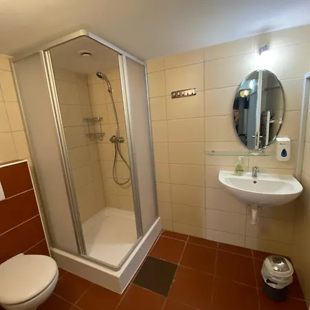 Old Town Хостел *